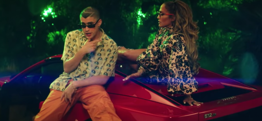 Bad Bunny JLo fot. youtube