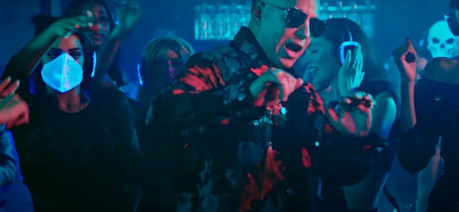 Bad Bunny y Daddy Yankee la santa fot. Youtube