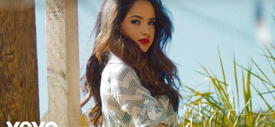 becky g fot. youtube